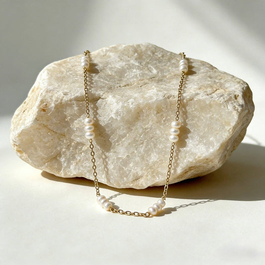 Ariana Pearl Necklace