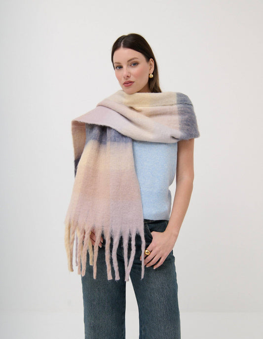 Penelope Fluffy Scarf