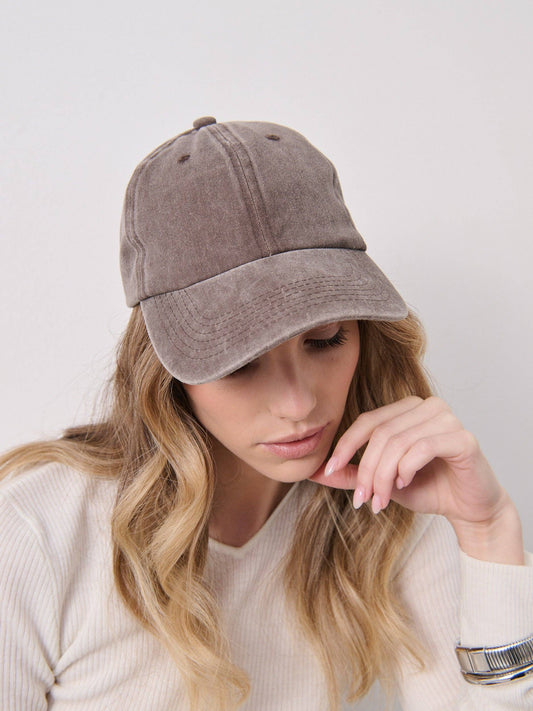 Christina Cotton Baseball Cap in Brown