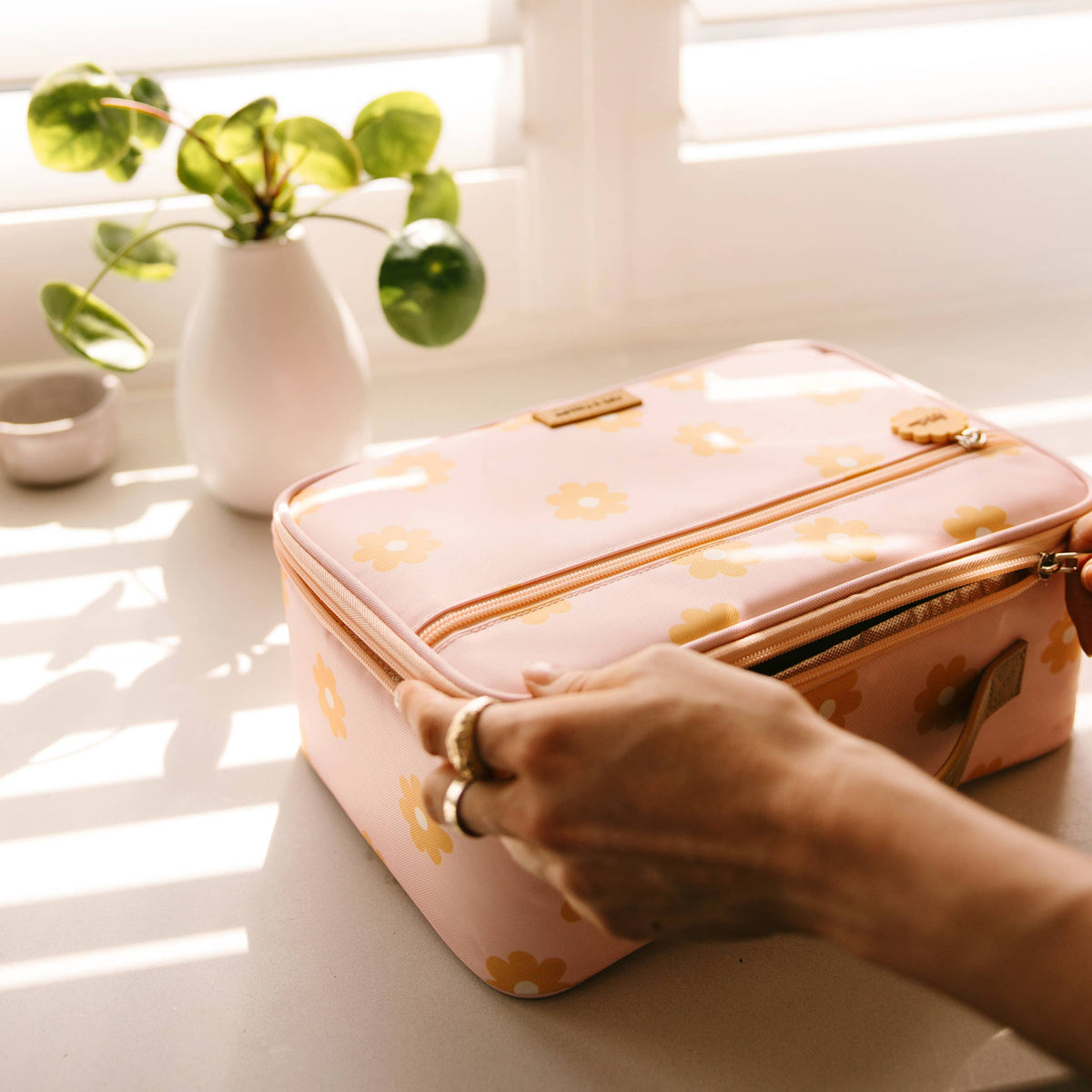 Daisy Chain Large Lunch Bag